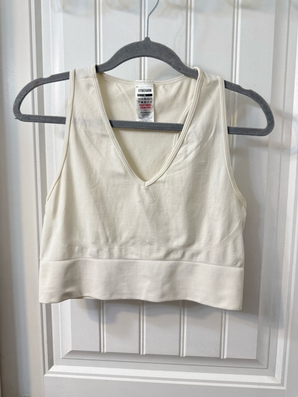 Gymshark Cream V-Neck Crop Top Tank